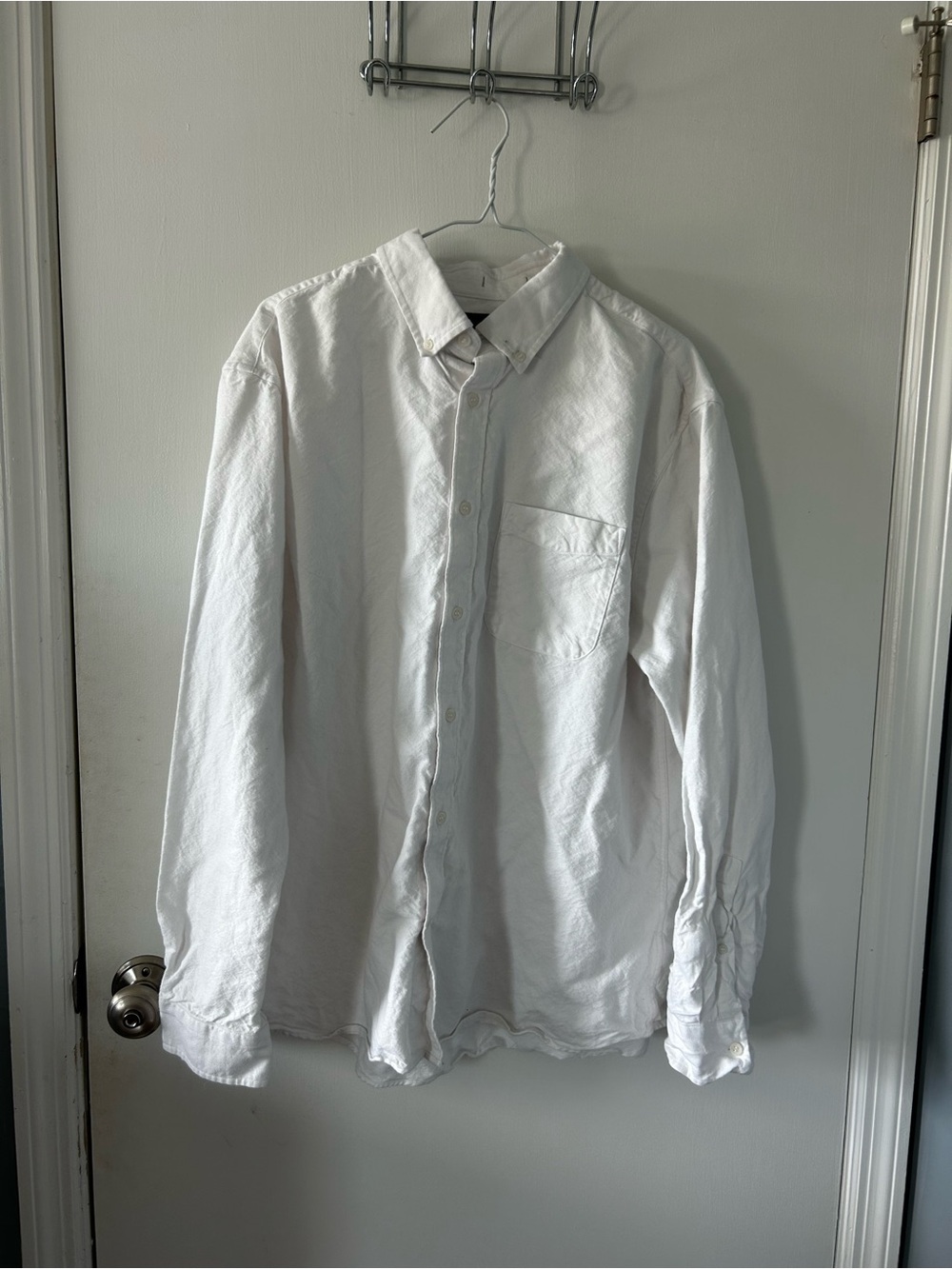Banana Republic White Button-Down Casual Shirt